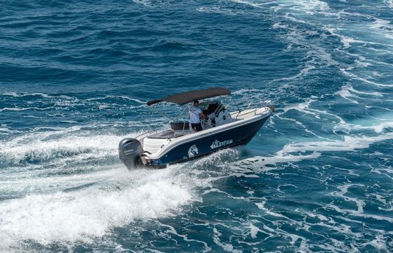 Motorboat Ranieri Shadow 22 200hp