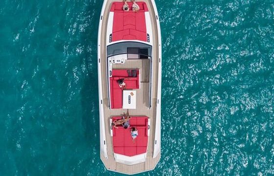 Motorboat Vanquish Yachts Vanquish 54 1900hp