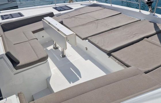 Catamaran Catana Group Bali 4.6 - 5 + 1 cab. 14.28m