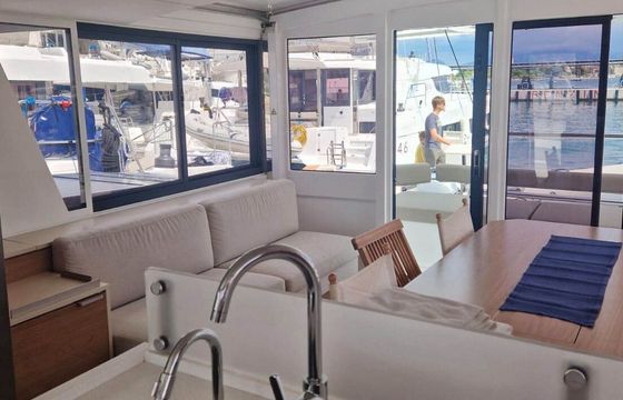 Catamaran Catana Group Bali 4.6 - 5 + 1 cab. 14.28m