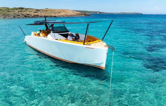 Motorboat TESORO YACHT T40 750hp