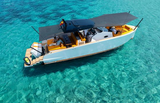 Motorboat TESORO YACHT T40 750hp