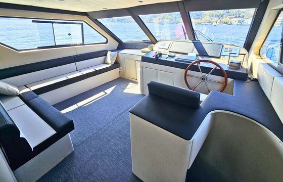 Motorboat Private 21m MotorYacht 500hp