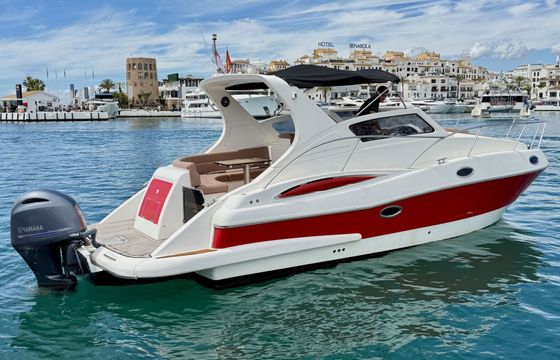 Motorboat Moa Platinum 32 200hp