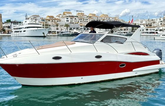 Motorboat Moa Platinum 32 200hp
