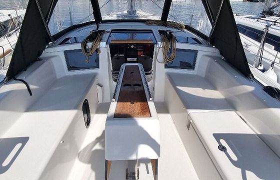 Sailboat DUFOUR 37 VASCO 10m