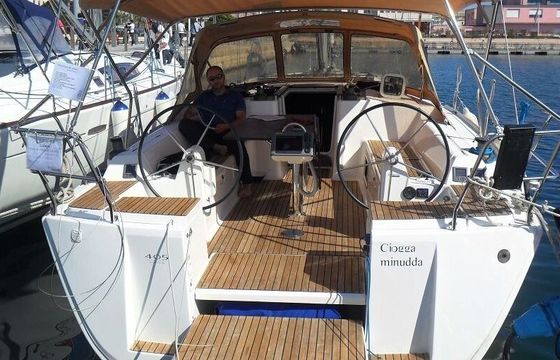 Sailboat DUFOUR 405 12.17m
