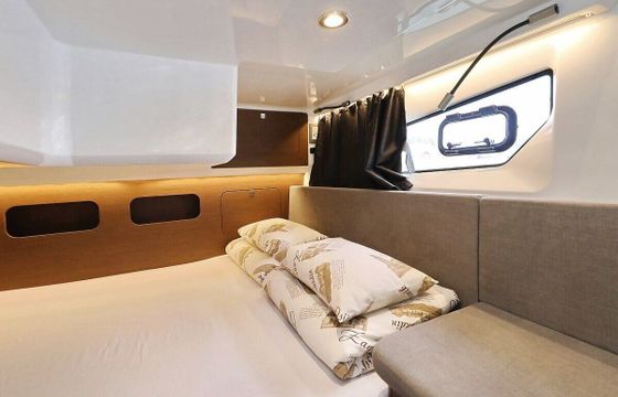 Motorboat Beneteau Antares 11 Fly OB 600hp