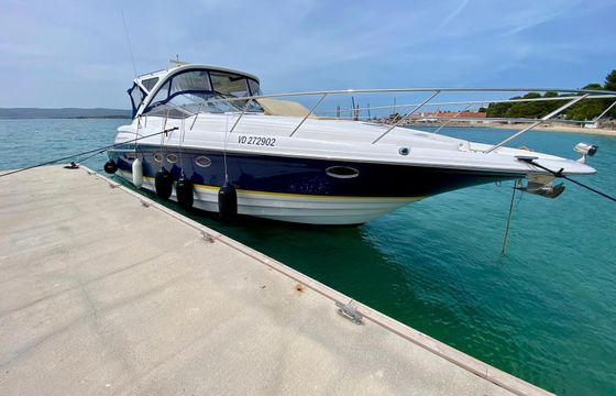 Motorboat Regal 44.6 comodore 2hp