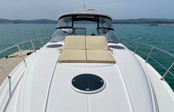Motorboat Regal 44.6 comodore 2hp