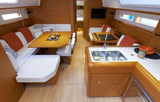 Sailboat Sun Odyssey 469 14m