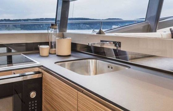 Motorboat Ferretti 450 960hp