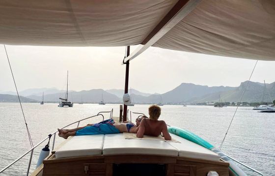 Motorboat Capeador SAURA 40 120hp