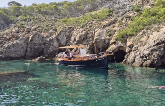 Motorboat Capeador SAURA 40 120hp