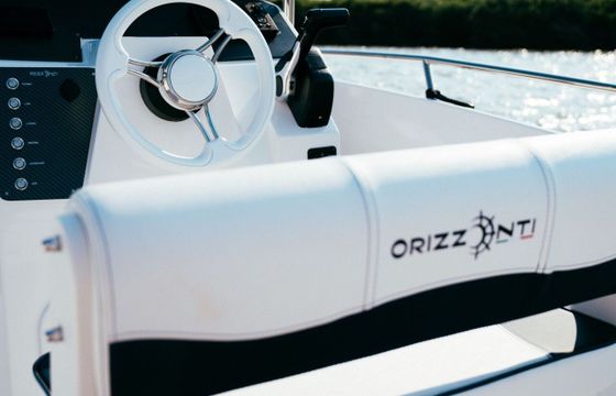 Motorboat Orizzonti Calipso 130hp