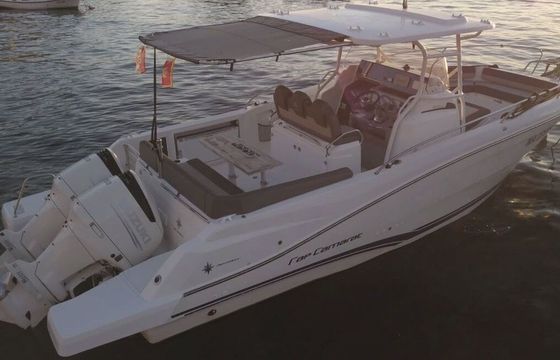 Motorboat Jeanneau CAP CAMARAT 9.0 CC 500hp