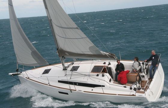 Sailboat JEANNEAU SUN ODYSSEY 349 10.34m
