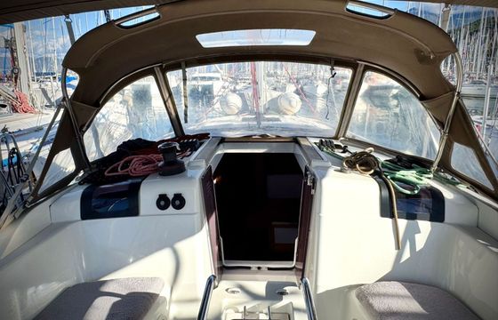 Sailboat Jeanneau Sun Odyssey 419 12.76m