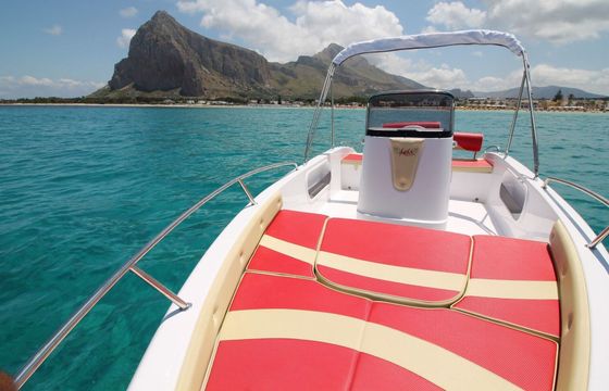 Motorboat Aquabat Sport Line 19 40hp