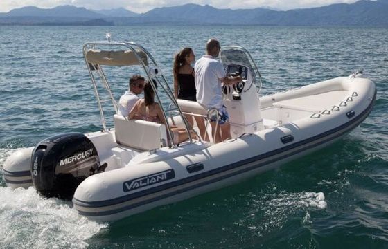 Motorboat Valiant V 630 Classic 150hp