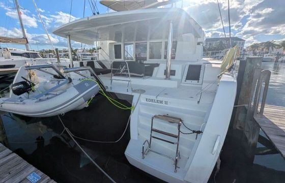 Catamaran LAGOON 52 F 15.84m