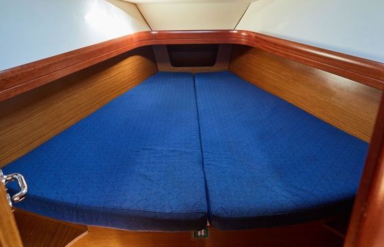 Sailboat Jeanneau Sun Odyssey 39i 11.62m