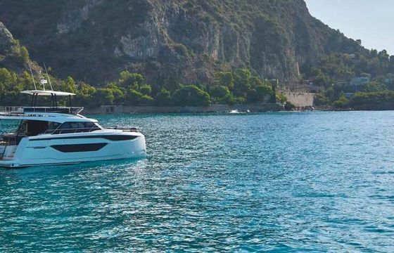 Motorboat Prestige M-48 620hp