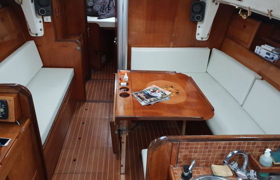 Sailboat Wauquiez Prétorien 11.8m