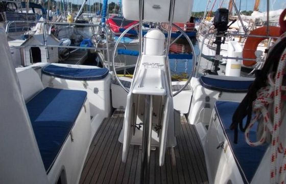 Sailboat Jeanneau Sun Odyssey 36i 3 cabines 10.69m
