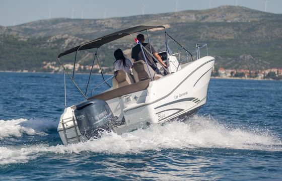 Motorboat Jeanneau Cap Camarat 7.5 Cc 225hp