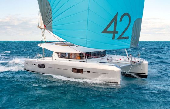Catamaran Lagoon-Bénéteau Lagoon 42 - 4 + 2 cab. 12.8m