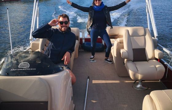 Motorboat Sun Tracker Party Barge 24DLX 100hp
