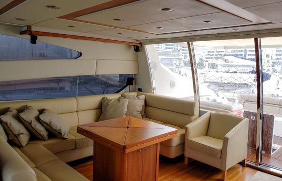 Motor yacht Sunseeker 72 Predator 2720hp
