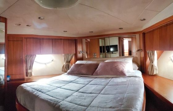 Motor yacht Sunseeker 72 Predator 2720hp