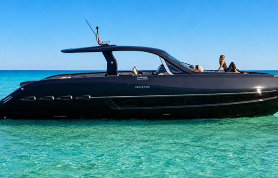 Motorboat Invictus TT 460 960hp