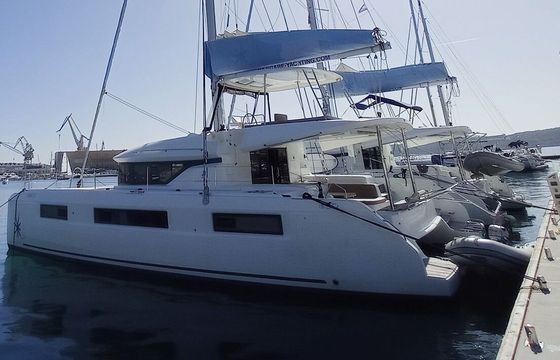 Catamaran Lagoon-Bénéteau Lagoon 50 - 6 + 1 cab. 14.75m