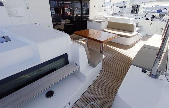 Catamaran Lagoon-Bénéteau Lagoon 50 - 6 + 1 cab. 14.75m