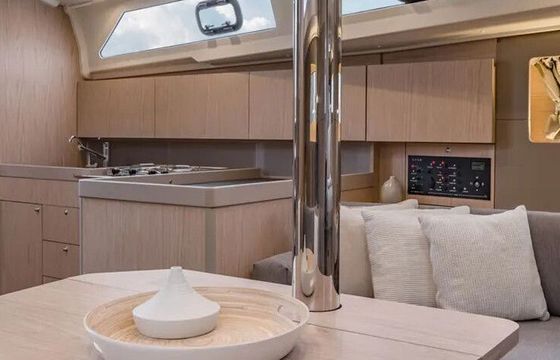 Sailboat Sunsail 41.1 12m