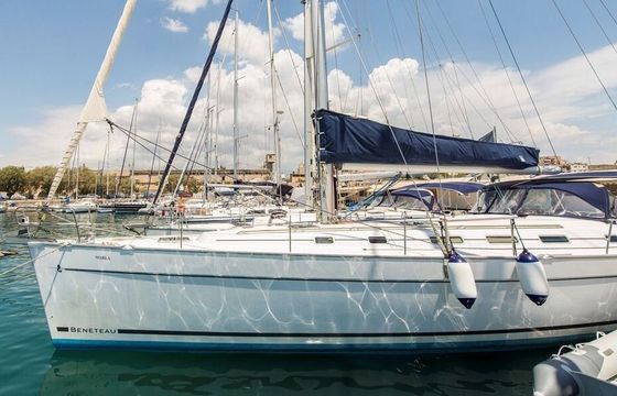 Sailboat BENETEAU CYCLADES 50.5 15.65m