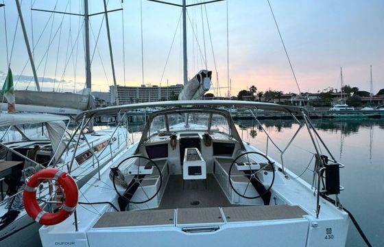 Sailboat Dufour 430 Grand Large  13m