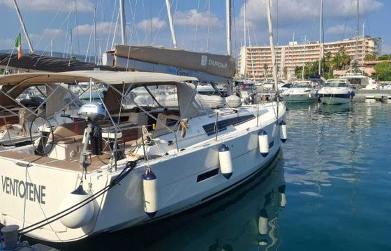 Sailboat Dufour 430 Grand Large  13m