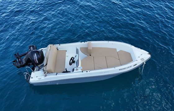 Motorboat Nireus - Milos 2023