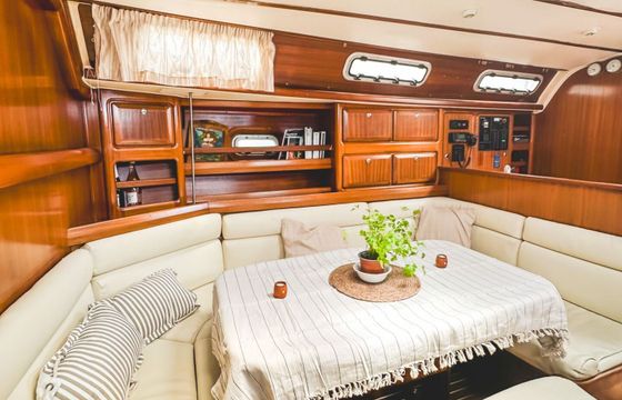 Sailboat Bavaria 42 Cruiser 12.8m