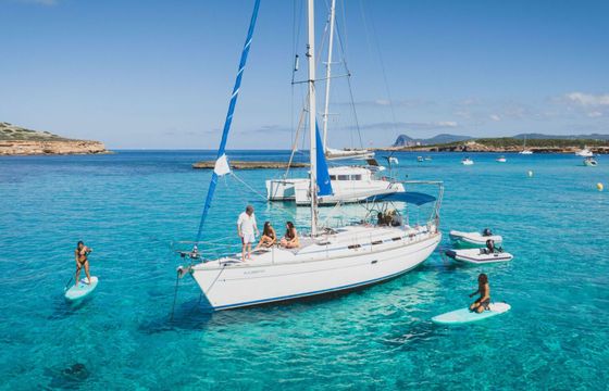 Sailboat Bavaria 42 Cruiser 12.8m