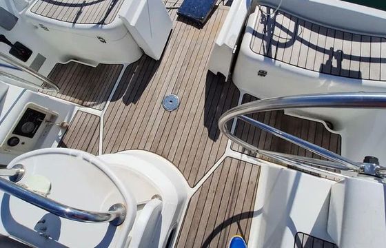 Sailboat Jeanneau Sun Odyssey 45 13.6m