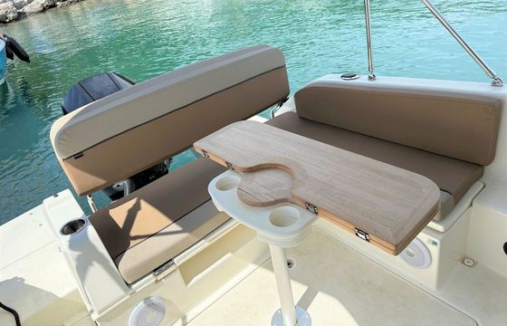 Motorboat Quicksilver 675 Weekend 225hp