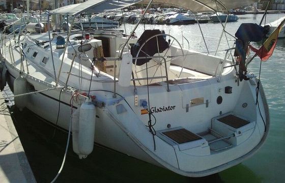 Sailboat Beneteau Oceanis 440 13.6m