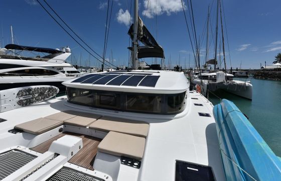 Catamaran Rorbertson &amp; Caine Leopard 46 with A/C 14.13m