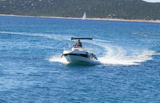 Motorboat BlueMax 550 Open 100hp
