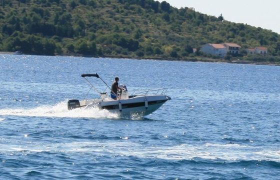 Motorboat BlueMax 550 Open 100hp